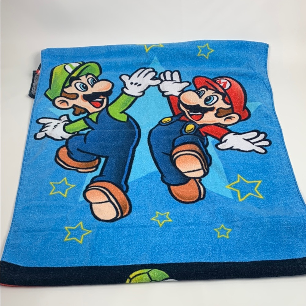 Nintendo Super Mario Bros colorful Blue Beach Towel Video game towel 27x52”